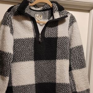 LIV Women's Black and White Plaid Sherpa Pullover SIZE M